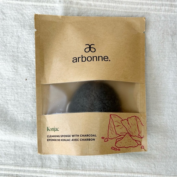 Arbonne Konjac Cleaning Sponge with Charcoal - Picture 2 of 7